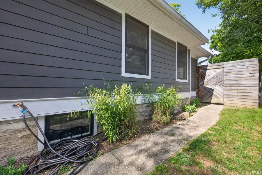 1211 S Lincoln Street, Bloomington, IN 47401 - #2