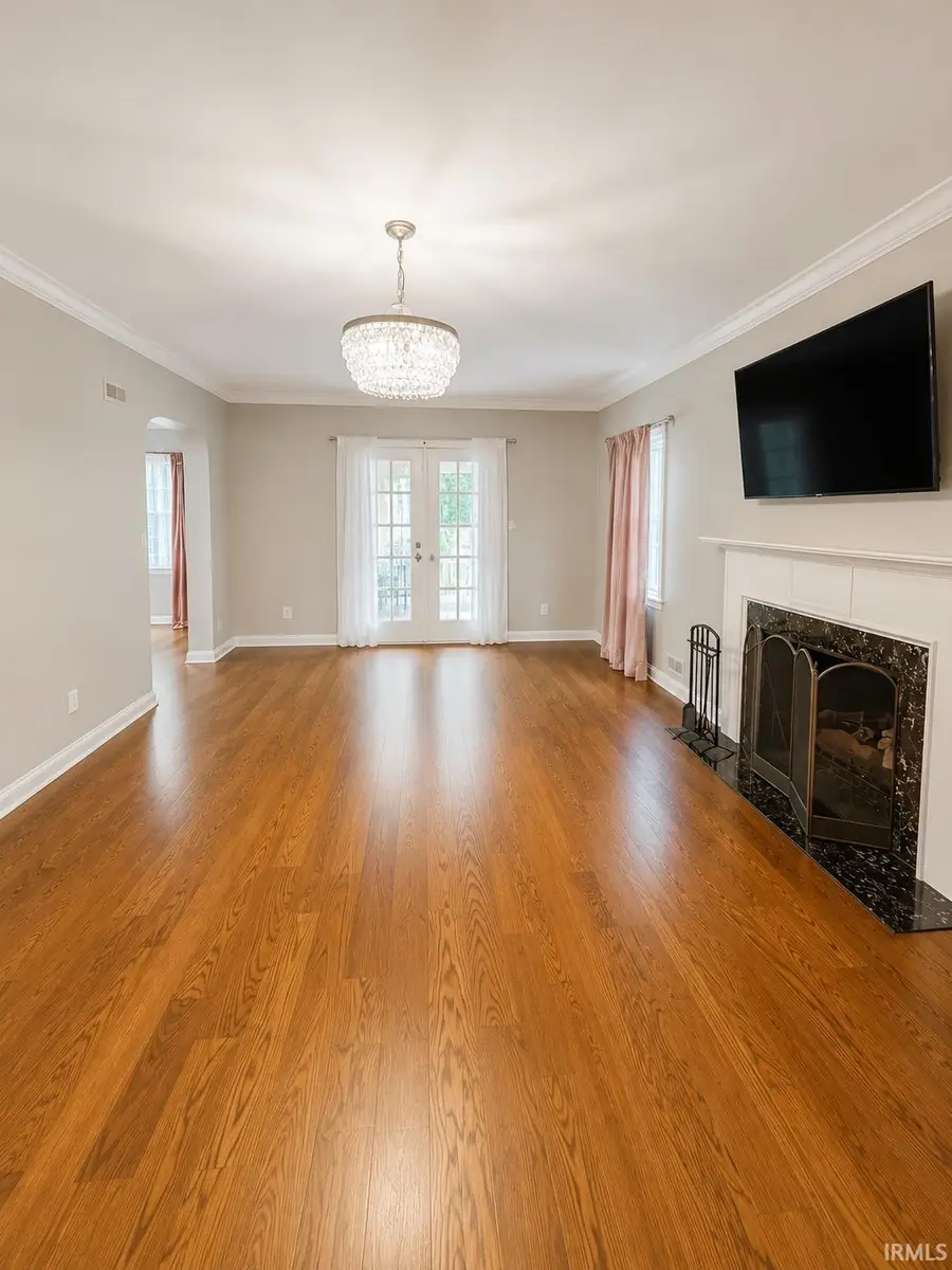 921 Strong Avenue, Elkhart, IN 46514 - #2