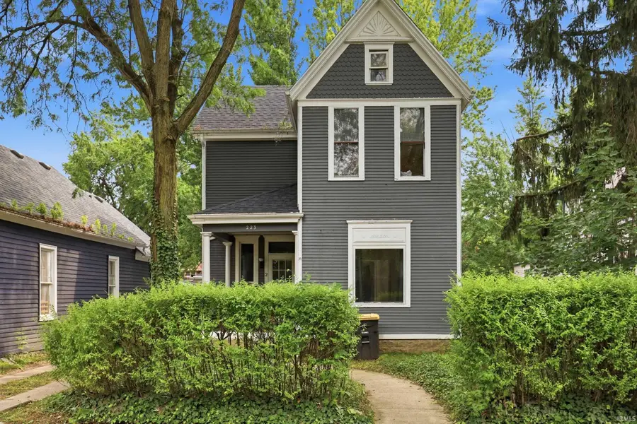 223 W Woodland Avenue, Fort Wayne, IN 46807 - #2