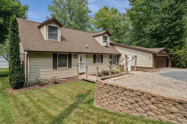1180 Lane 201 Ball Lake, Hamilton, IN 46742