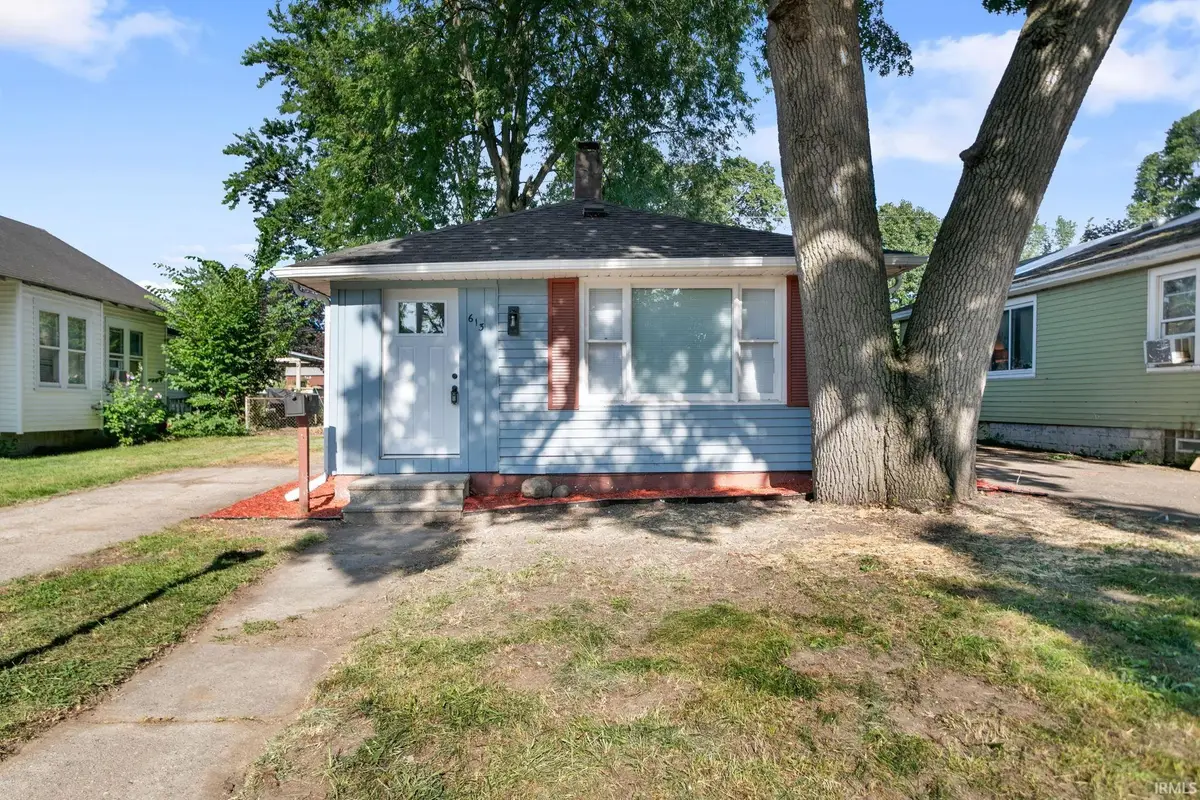 613 S 36th Street, South Bend, IN 46615 - #1