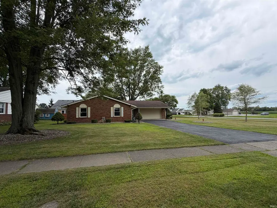 1405 N Lincolnshire Boulevard, Marion, IN 46952 - #2