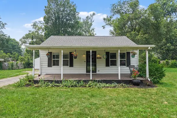 52275 Forestbrook Avenue, South Bend, IN 46637