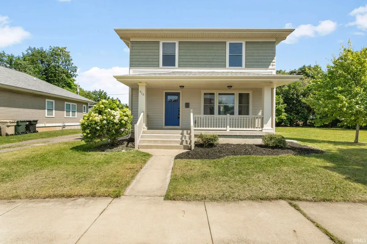 915 W Oak Street, South Bend, IN 46616 - #1