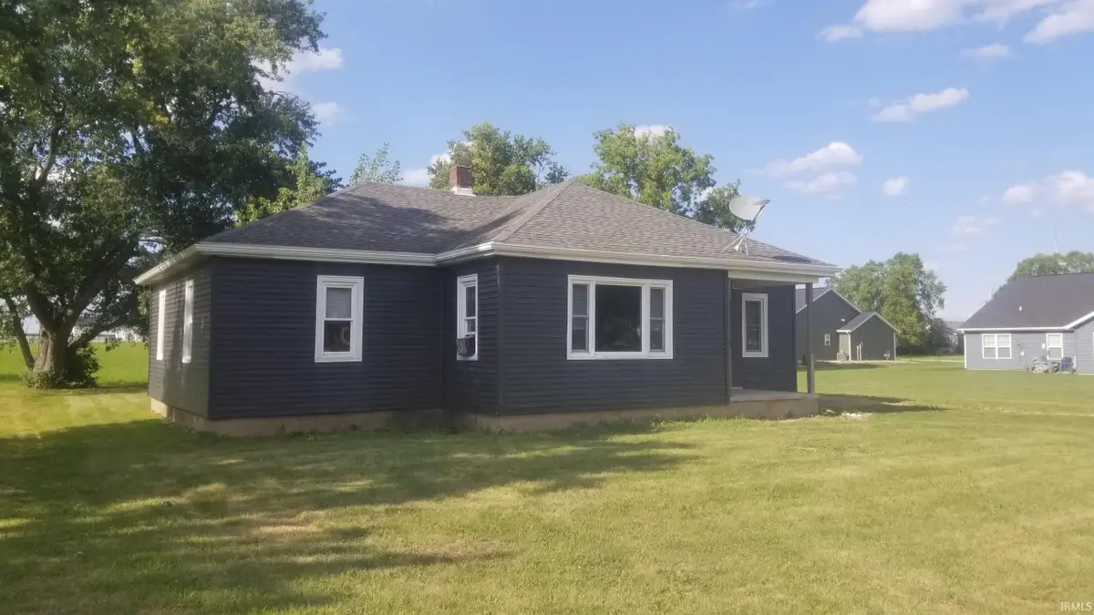 1203 E 3rd Street, Fowler, IN 47944 - #1