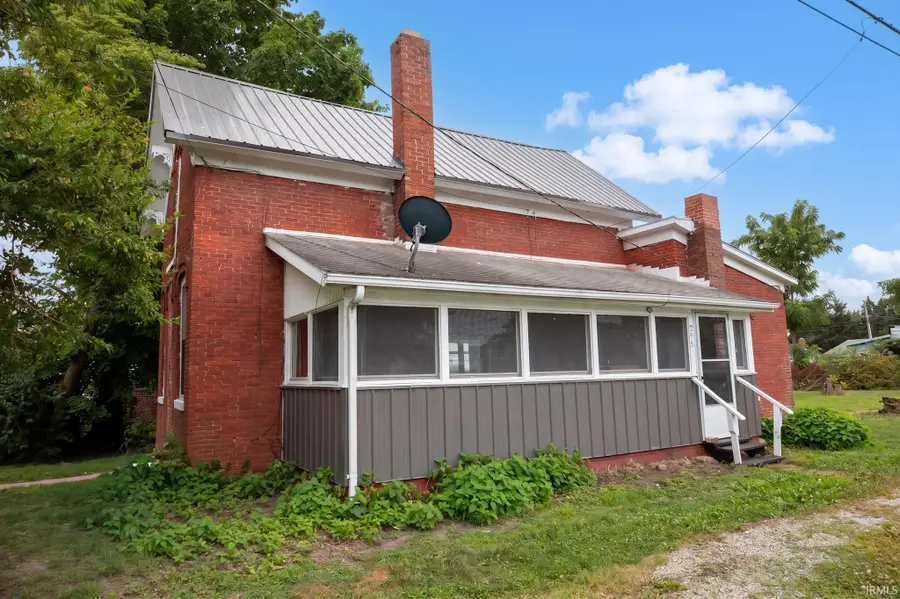 295 E Walnut Street, Macy, IN 46951 - #2