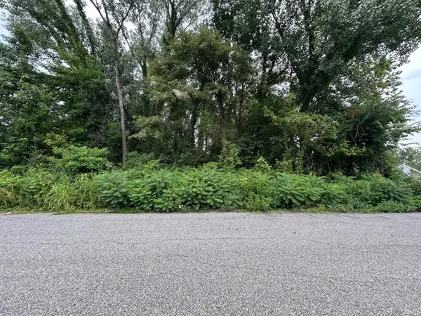 6688 Boston Drive, Newburgh, IN 47630