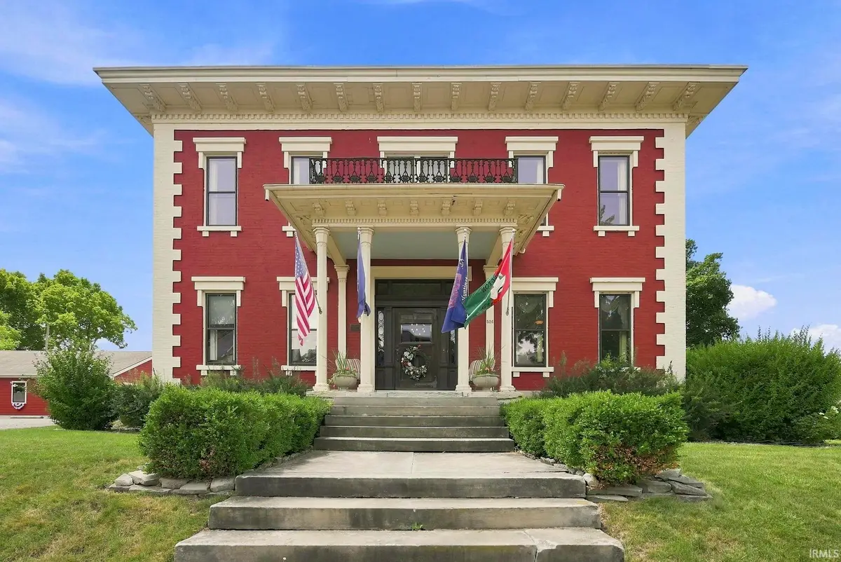 326 S Jefferson Street, Huntington, IN 46750 - #1