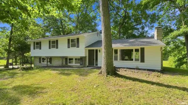 608 E Till Road, Fort Wayne, IN 46825