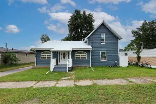 304 Oak St Street, Angola, IN 46703