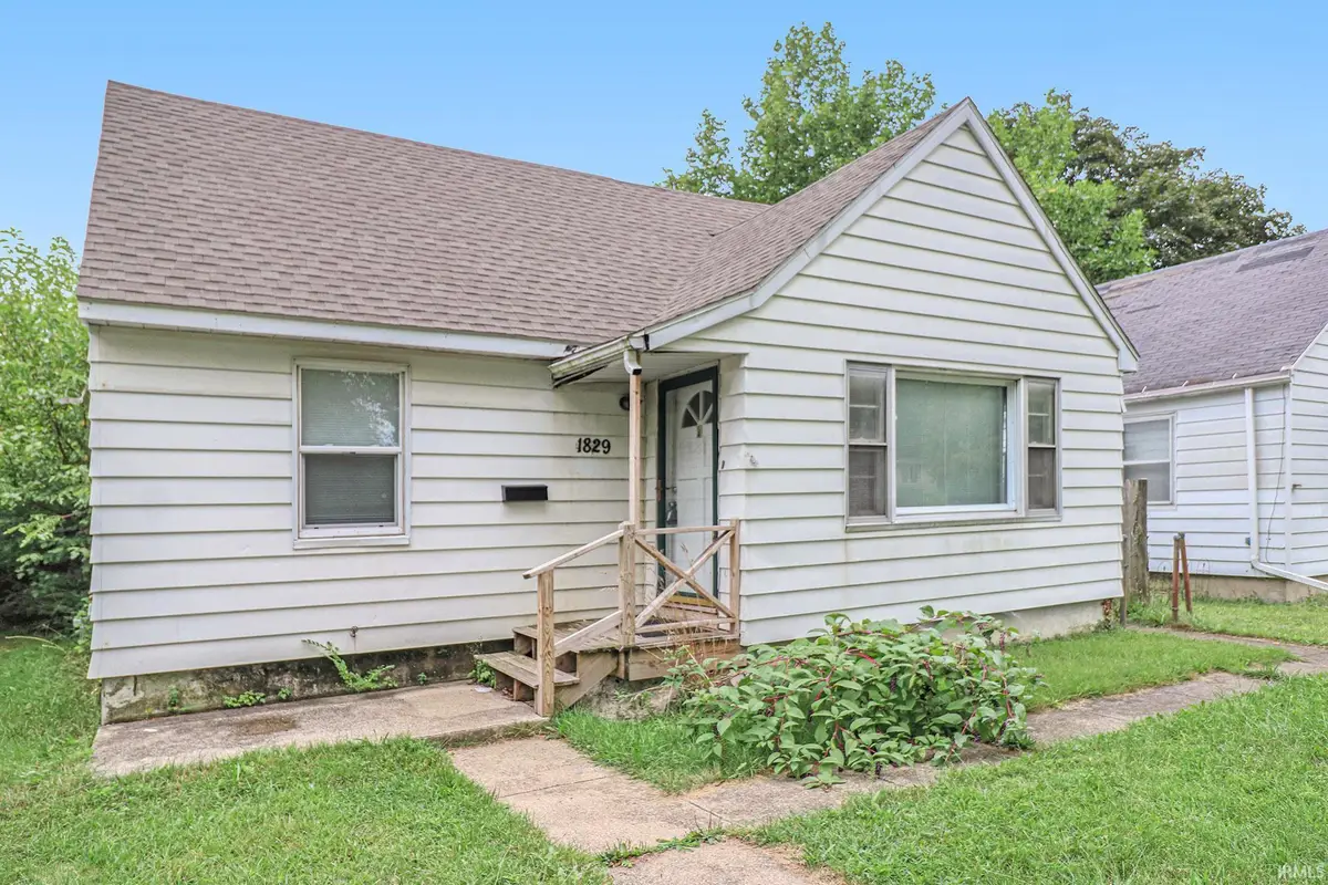 1829 N Brookfield Street, South Bend, IN 46628 - #1