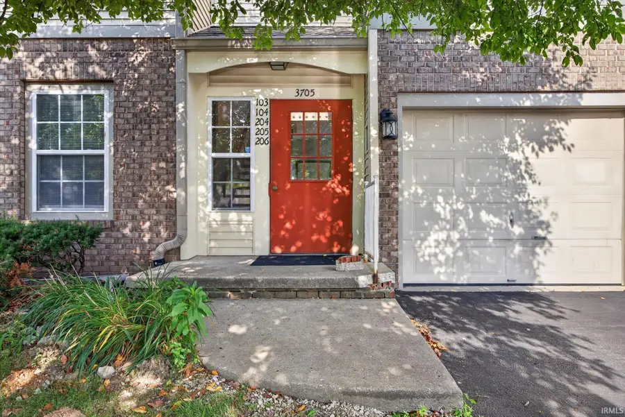 3705 Barrington #B205, Bloomington, IN 47408 - #2