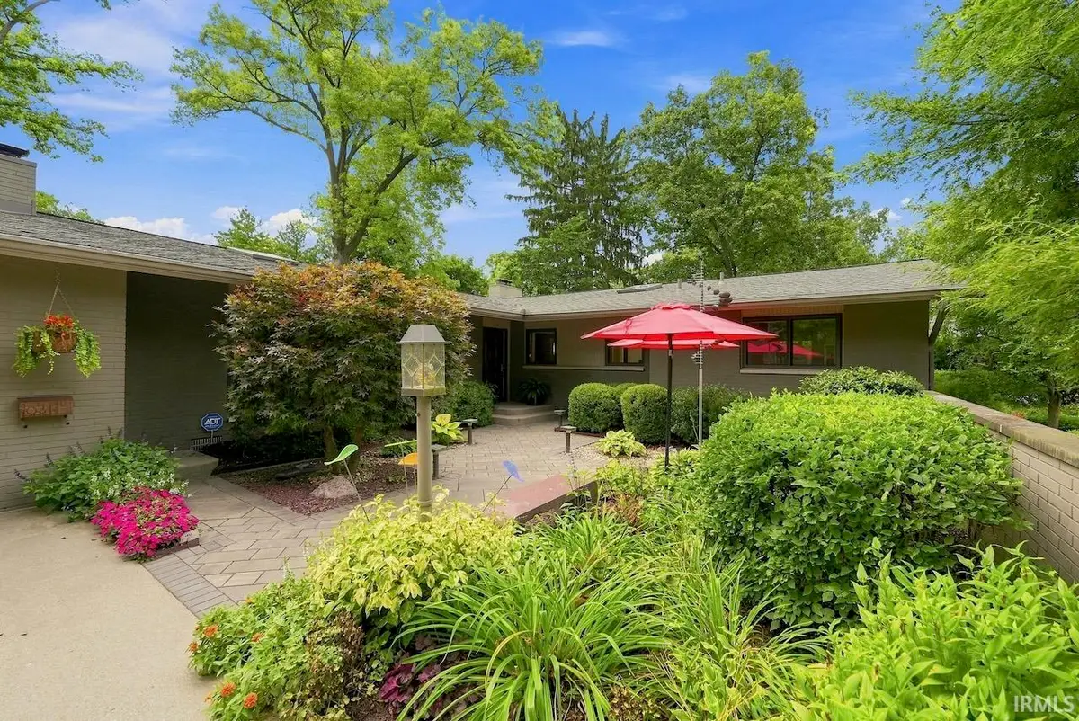 411 N Wildwood Lane, Muncie, IN 47304 - #1