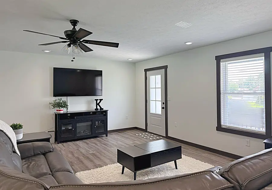 209 Poplar Street, Loogootee, IN 47553 - #3