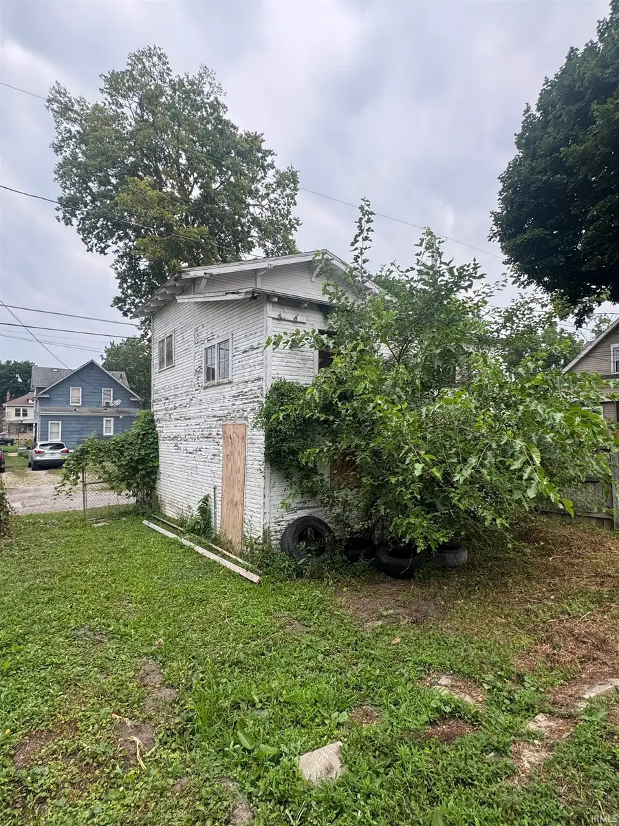 1031 Edgewater Avenue, Fort Wayne, IN 46805 - #3