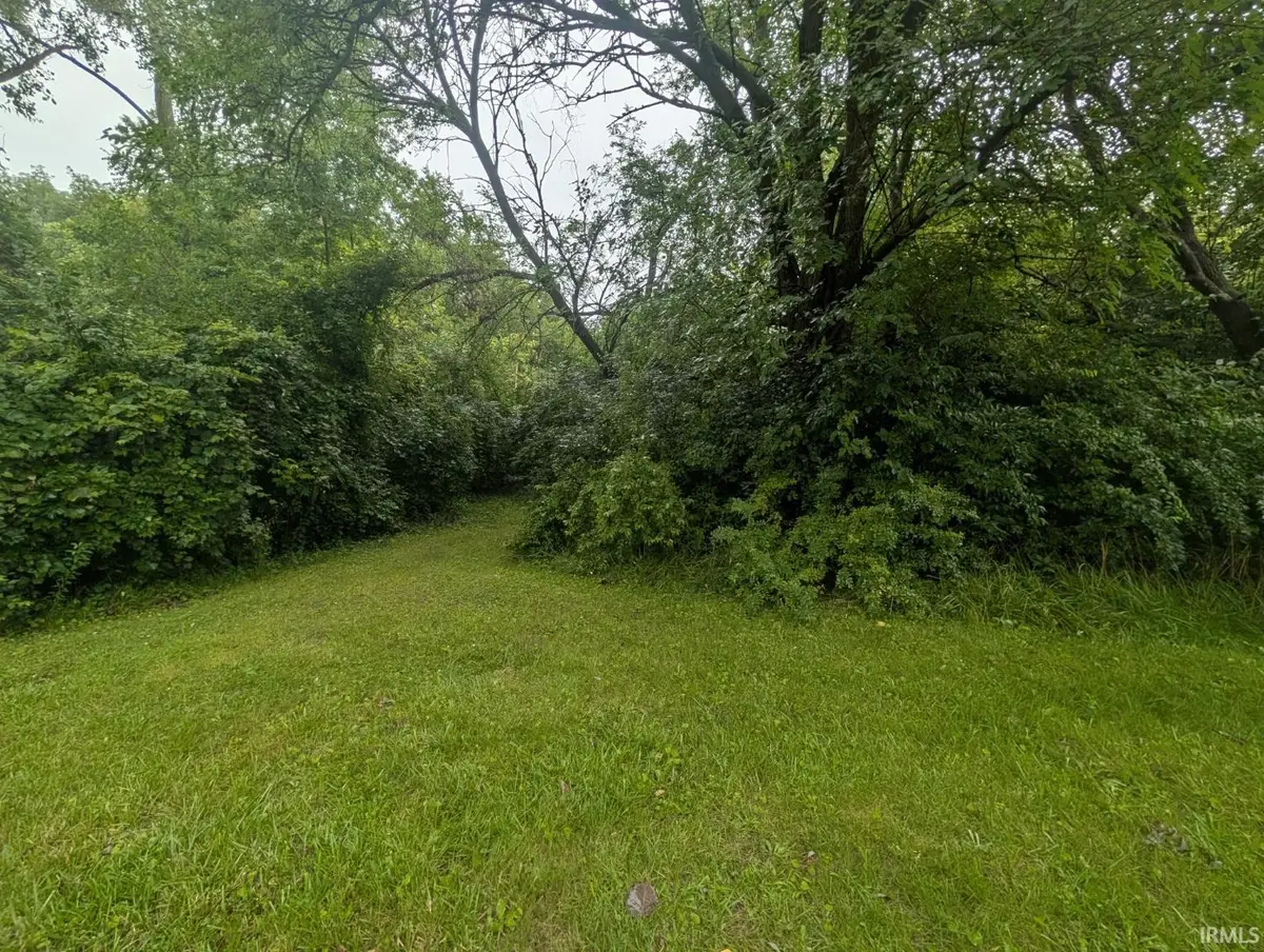 Oak Ridge Drive, Elkhart, IN 46517 - #1
