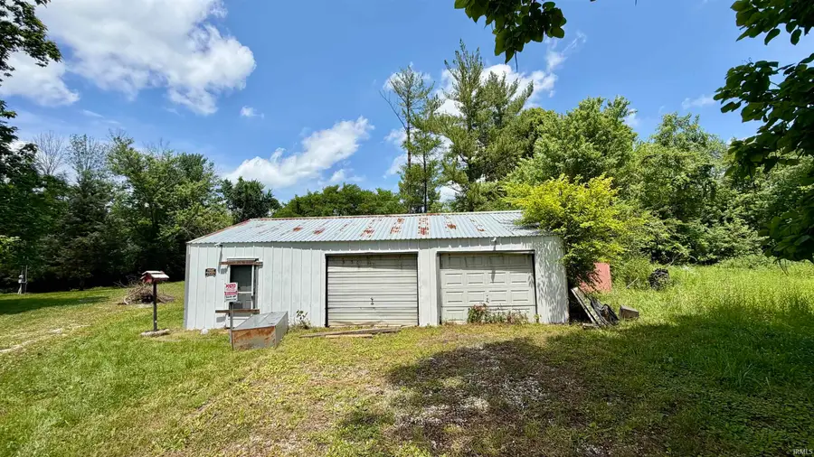 307 W River Drive, Patoka, IN 47666 - #2