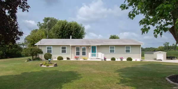 6630 S State Road 3, Wolcottville, IN 46795