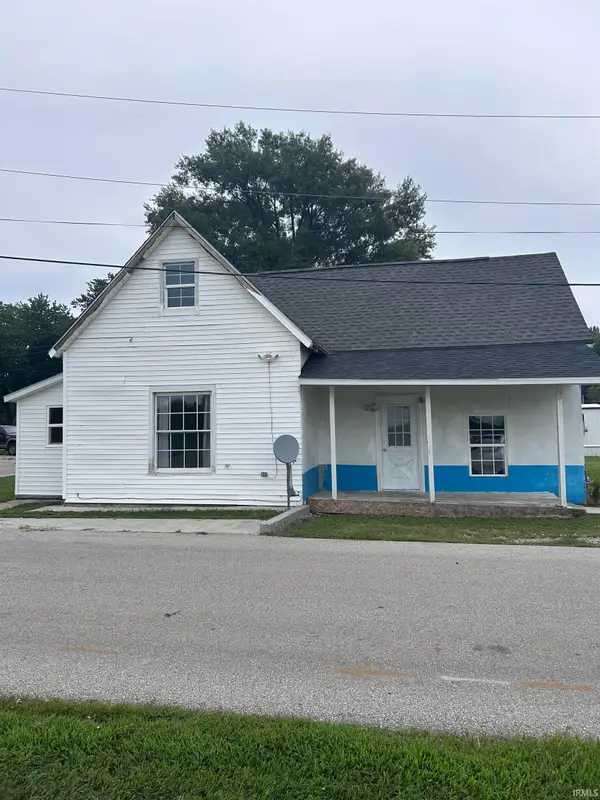 1817 North Street, Washington, IN 47501