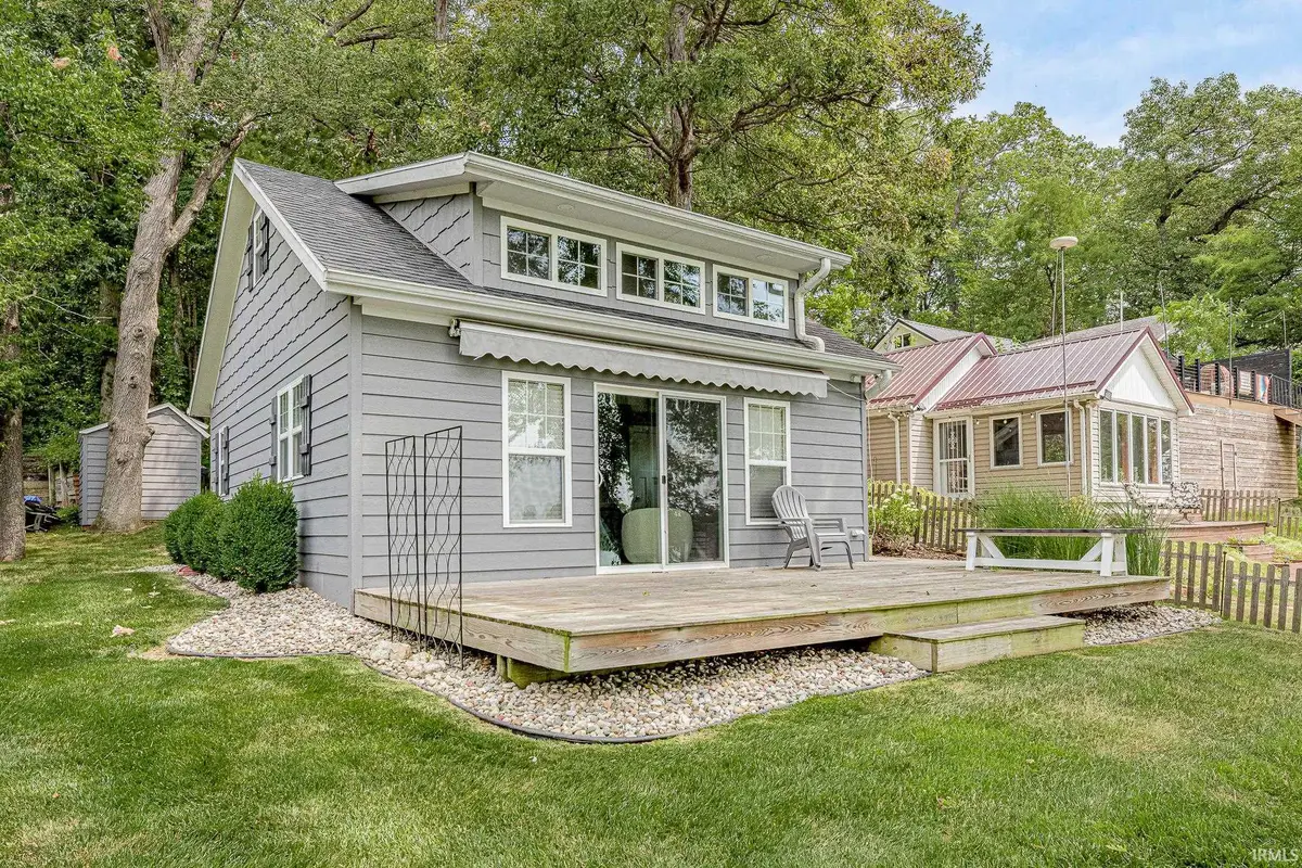 5367 W Diamond Lake Road, Wawaka, IN 46794 - #1