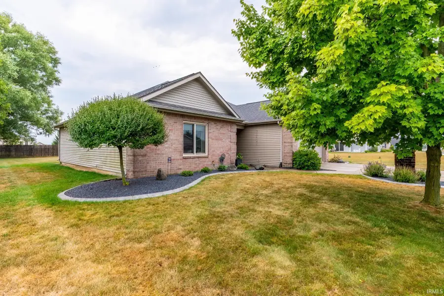 1521 Waynedale Drive, Garrett, IN 46738 - #2