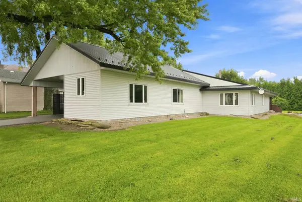 9175 W 800 N, Huntington, IN 46750