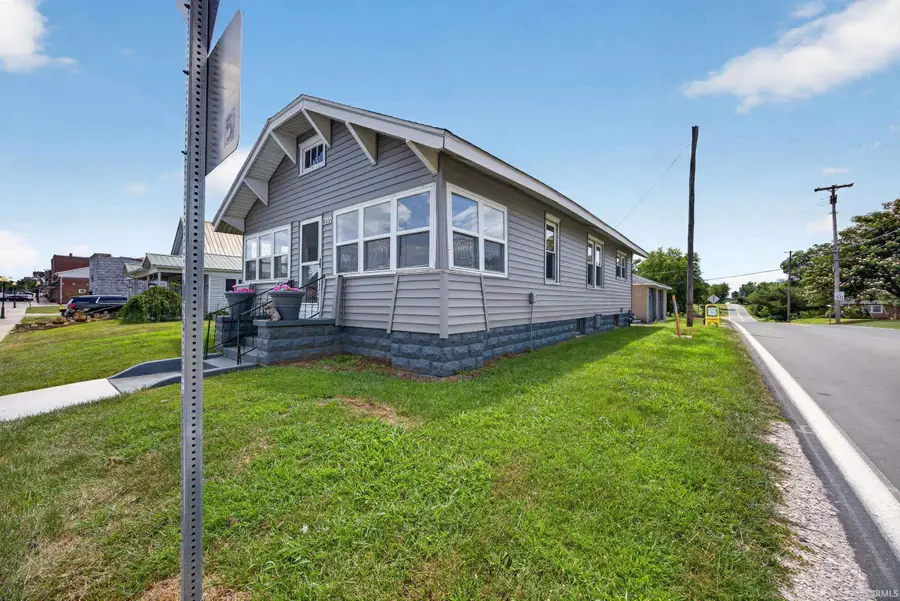 8006 E Main Street, Dugger, IN 47848 - #2