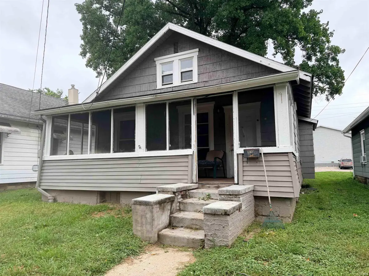 1602 W Adams Street, Muncie, IN 47303 - #1