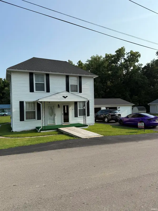 22 E Branson Street, LaFontaine, IN 46940