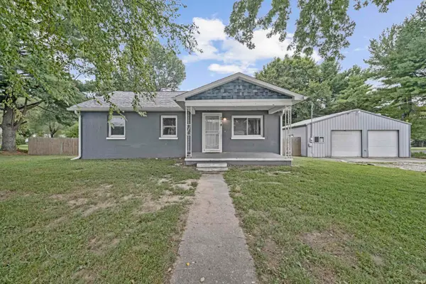 408 W Grave Street, Patoka, IN 47666