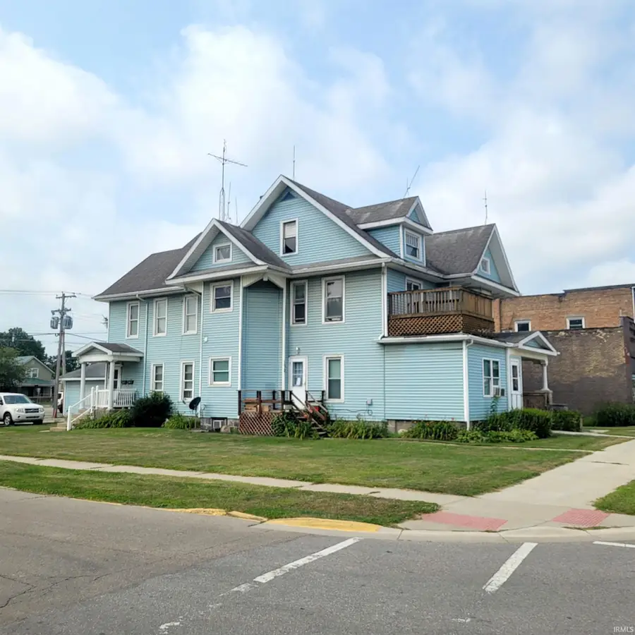 128 130 132 E Plymouth Street, Bremen, IN 46506 - #3