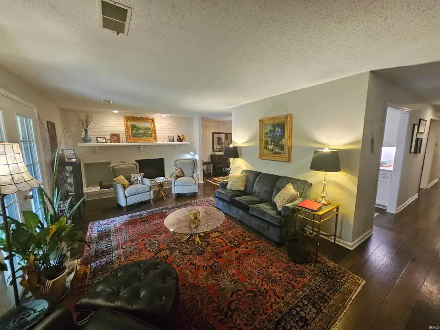 6618 Newburgh Road, Evansville, IN 47715 - #2