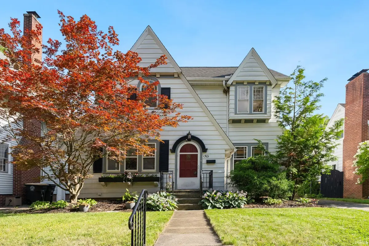 1301 Sheridan Court, Fort Wayne, IN 46807 - #1