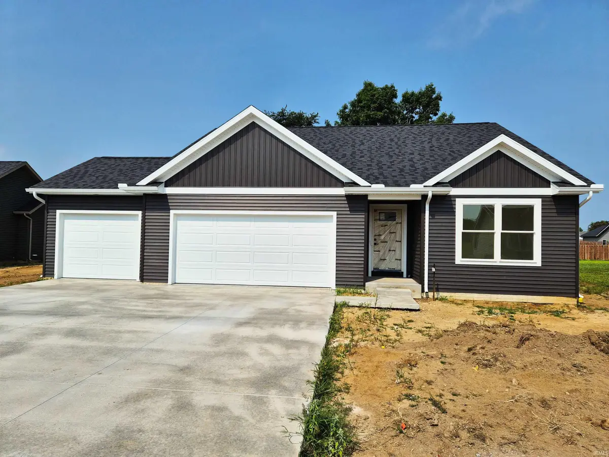 435 N Eastfield Circle, Van Buren, IN 46526 - #1