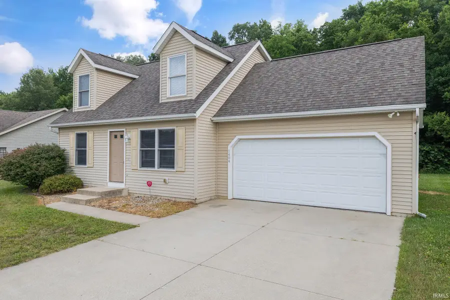 1404 Pike Street, Bristol, IN 46507 - #2