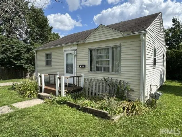 1309 Wood Street, Elkhart, IN 46516 - #2