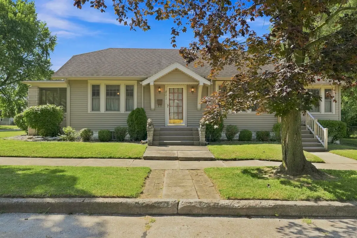 801 S 34th Street, South Bend, IN 46615 - #1