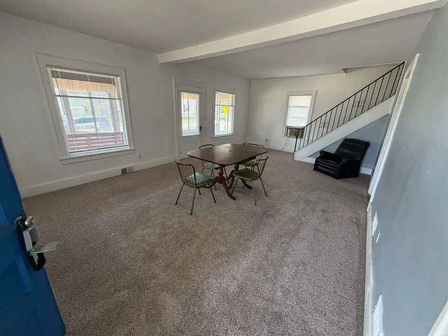 314 W Winona Avenue, Warsaw, IN 46580 - #2