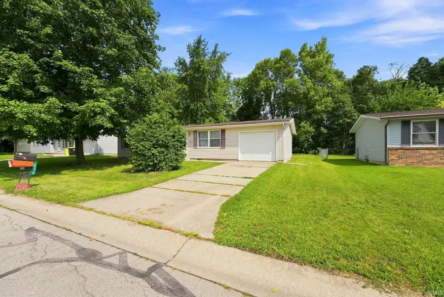 2030 Chief Turtle Court, Huntington, IN 46750 - #2