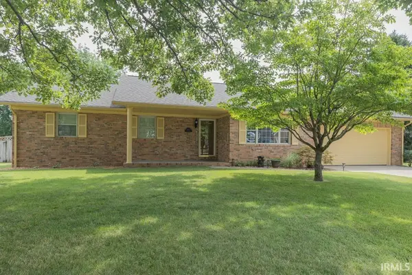 1110 Cherry Hills Drive, Mount Vernon, IN 47620