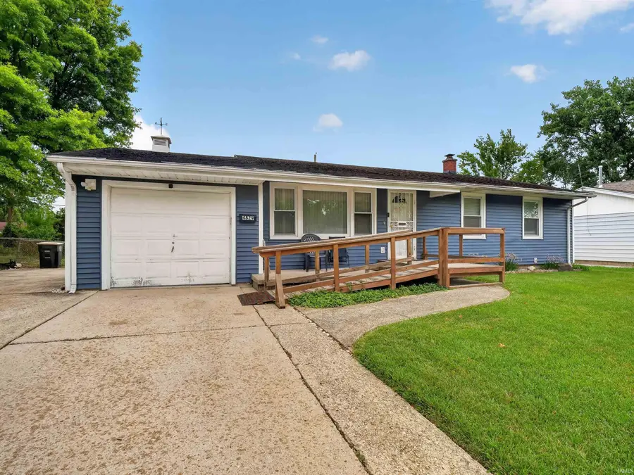 4829 Devonshire Drive, Fort Wayne, IN 46806 - #2