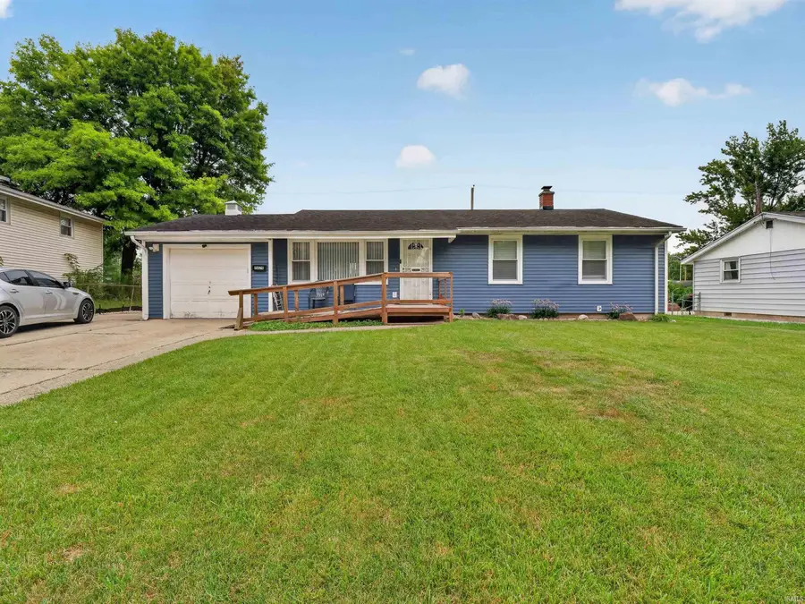 4829 Devonshire Drive, Fort Wayne, IN 46806 - #3