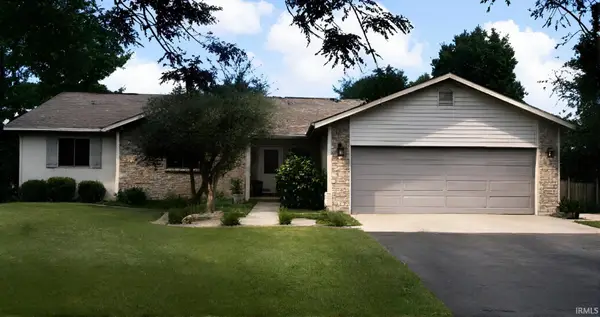 6135 E Crescent Court, Churubusco, IN 46723