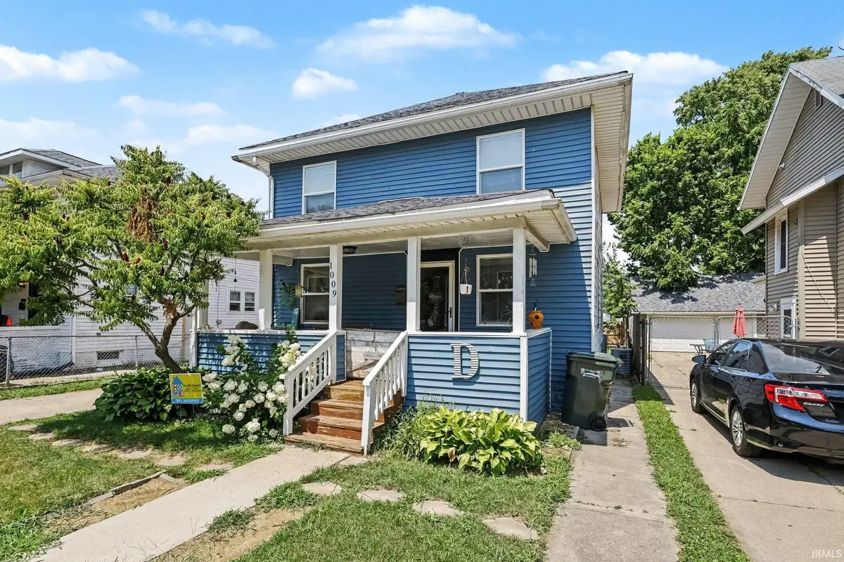 1009 E Ewing Avenue, South Bend, IN 46613 - #1