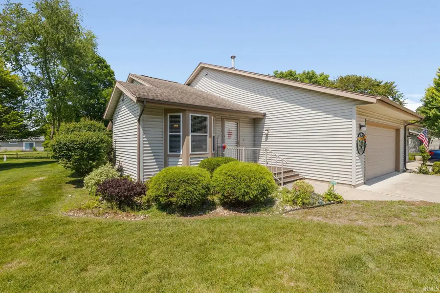 1615 Pine Ridge Court, Elkhart, IN 46514 - #2