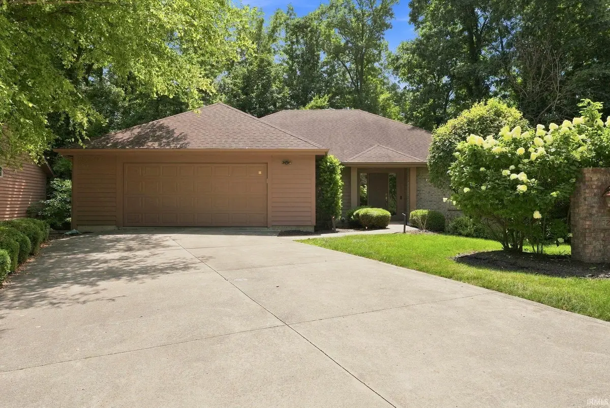 10529 Woodland Ridge, Fort Wayne, IN 46804 - #1