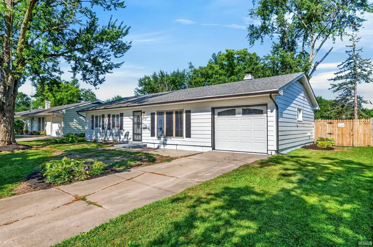 7330 Knightswood Drive, Fort Wayne, IN 46819 - #1