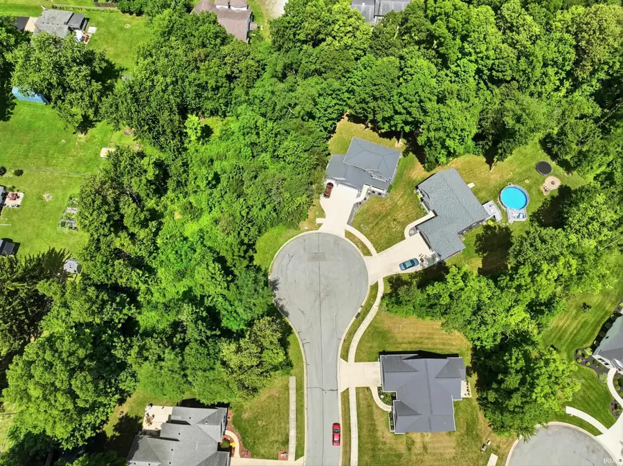 425 Mcintosh Avenue, Kendallville, IN 46755 - #2