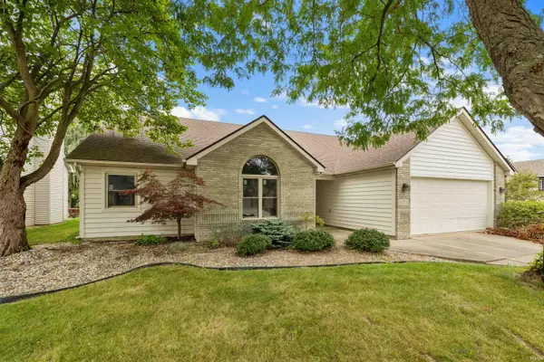10911 Mill Lake Cove, Fort Wayne, IN 46845