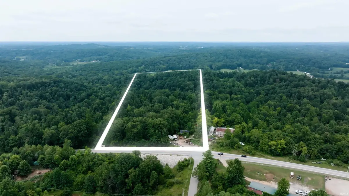 7996 E State Road 54 Road, Bloomfield, IN 47424 - #1